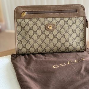 Authentic vintage Gucci clutch